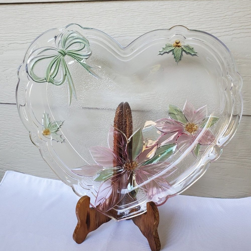 Savoir Vivre Holiday Spirit 15" Heart Shape Hostess Plate Platter